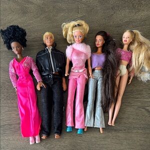 Barbie and Ken Doll Set with Fashion Outfits
